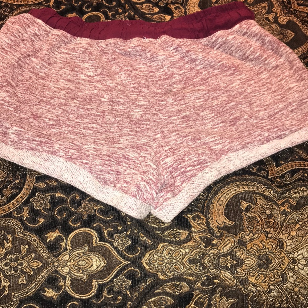 Shorts - Picture 2 of 4